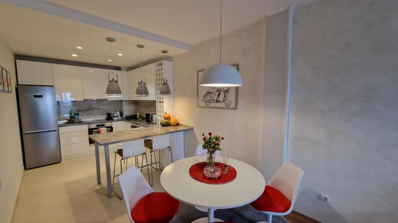 Lux Apartman Ava Kikinda Ngoại thất bức ảnh