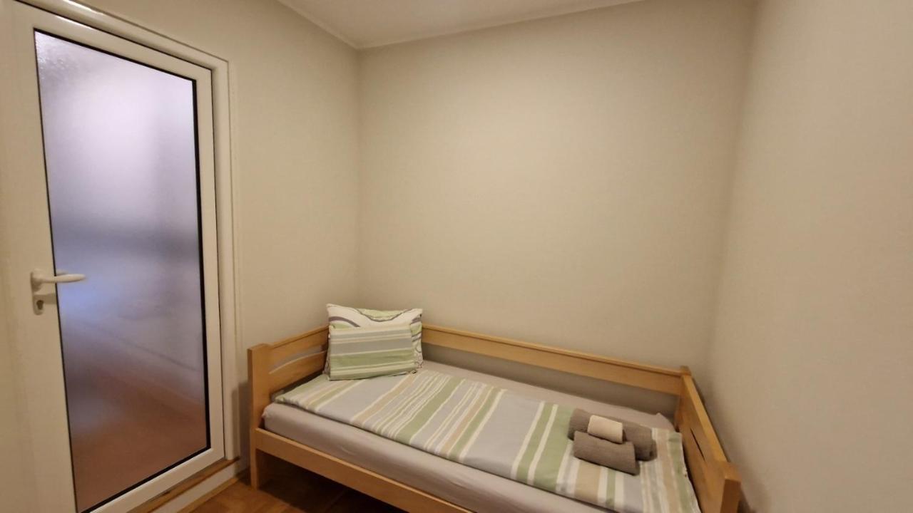 Lux Apartman Ava Kikinda Ngoại thất bức ảnh
